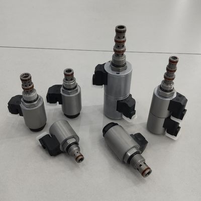 Wtyczka hydrauliczna w walcu magnetycznym